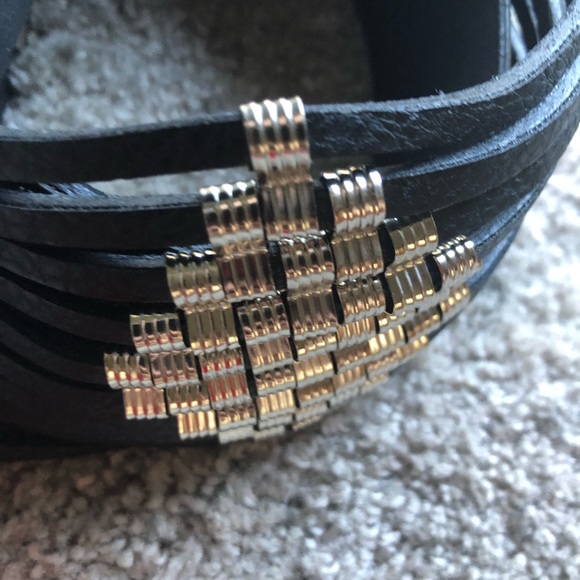 Chico’s genuine leather adjustable belt big buckle - Picture 2 of 8